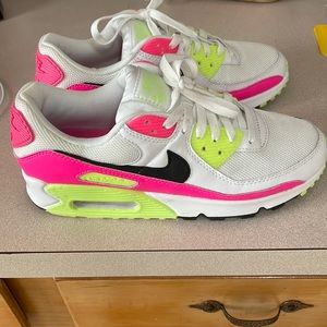 Womens Nike Air Max